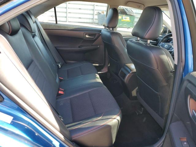 4T1BF1FK6HU779894 - 2017 TOYOTA CAMRY LE BLUE photo 10