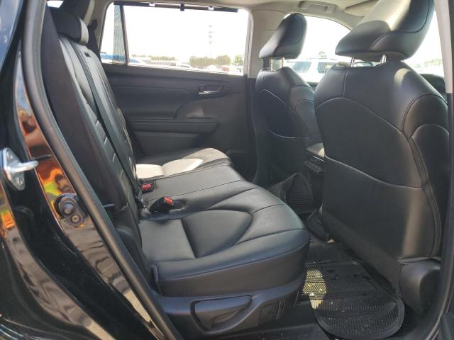 5TDHZRBH2NS175693 - 2022 TOYOTA HIGHLANDER XLE შავი ფოტო 11