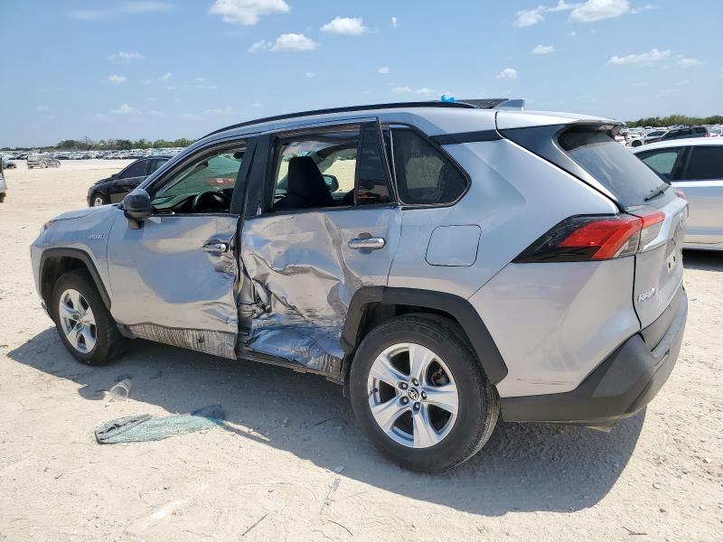 JTMLWRFV2MD116351 - 2021 TOYOTA RAV4 LE 银色 照片 2