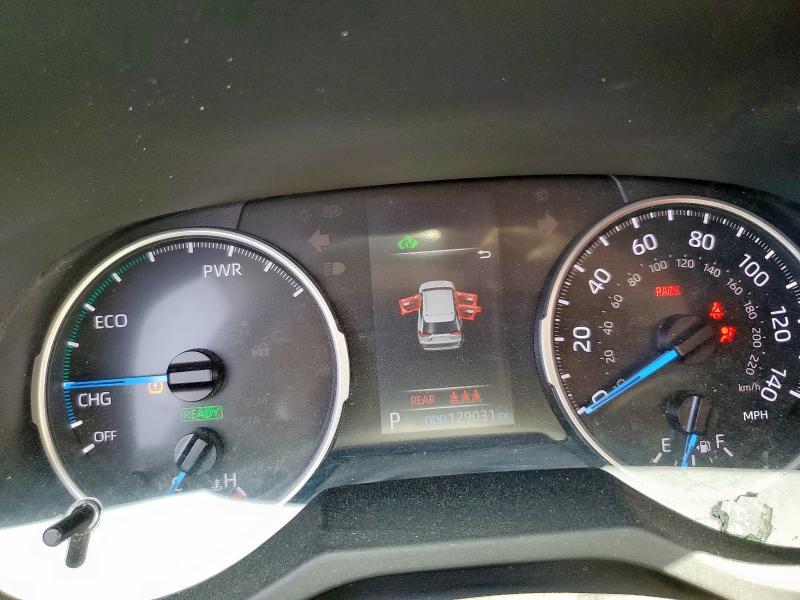 JTMLWRFV2MD116351 - 2021 TOYOTA RAV4 LE 银色 照片 9