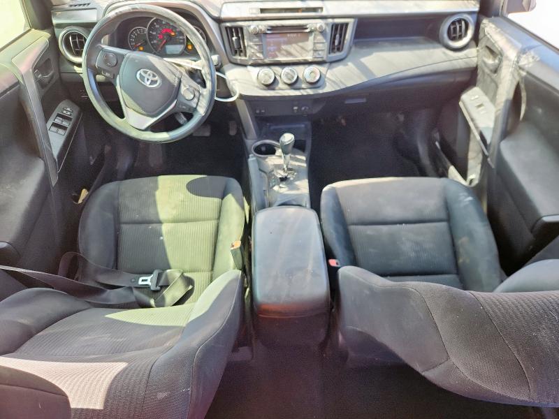 JTMZFREV7GJ074888 - 2016 TOYOTA RAV4 LE 红色 照片 8