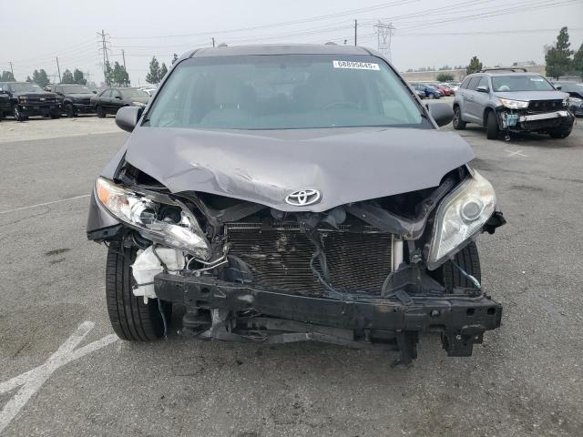 5TDYK3DC3GS757355 - 2016 TOYOTA SIENNA XLE Gümüş foto 5