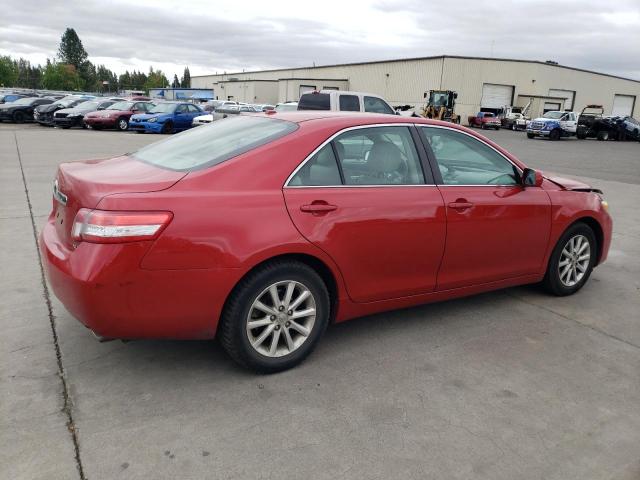 4T1BF3EK4BU167021 - 2011 TOYOTA CAMRY BASE RED photo 3