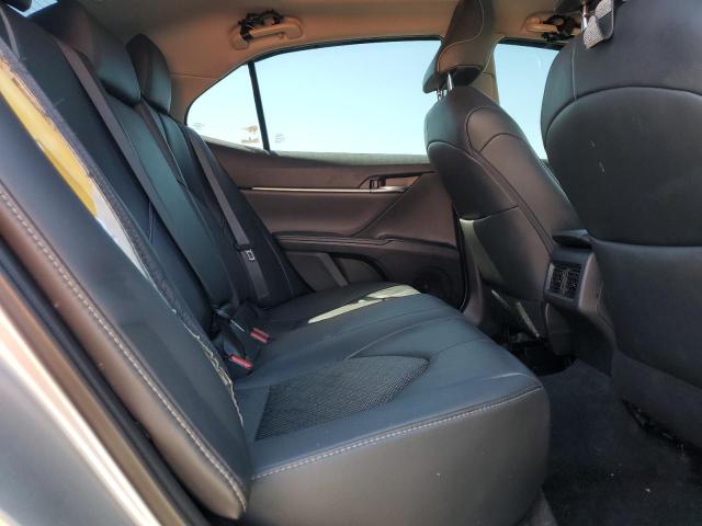 4T1BZ1HK1KU023319 - 2019 TOYOTA CAMRY XSE 银色 照片 10