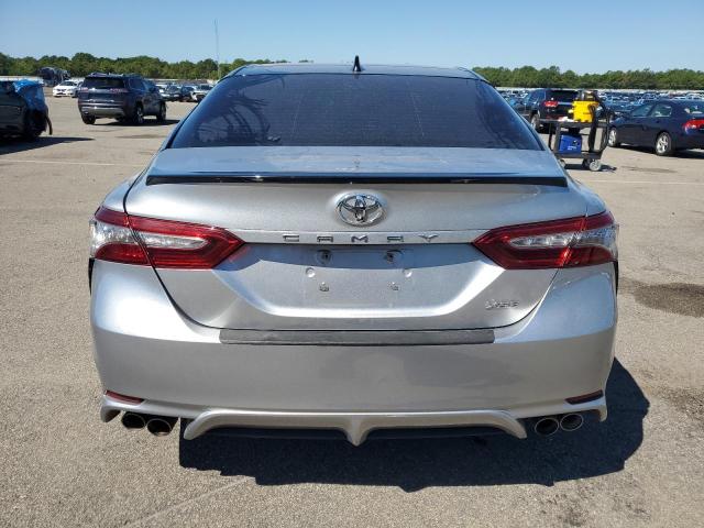 4T1BZ1HK1KU023319 - 2019 TOYOTA CAMRY XSE 银色 照片 6