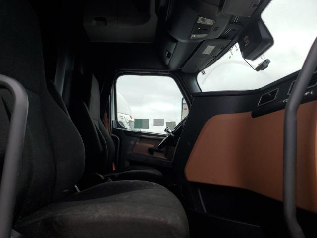 1FUJHHDRXLLLR4011 - 2020 FREIGHTLINER CASCADIA 1 Білий фото 5