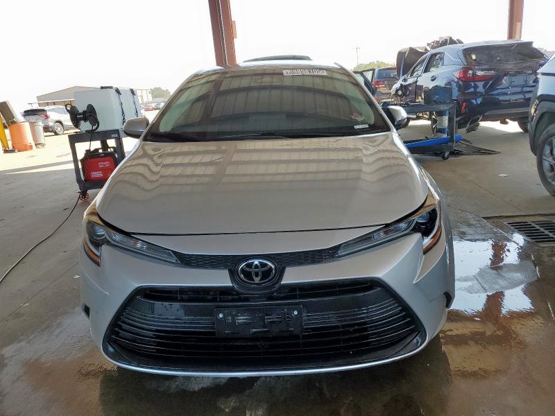5YFB4MDE1PP039349 - 2023 TOYOTA COROLLA LE Gümüş foto 5
