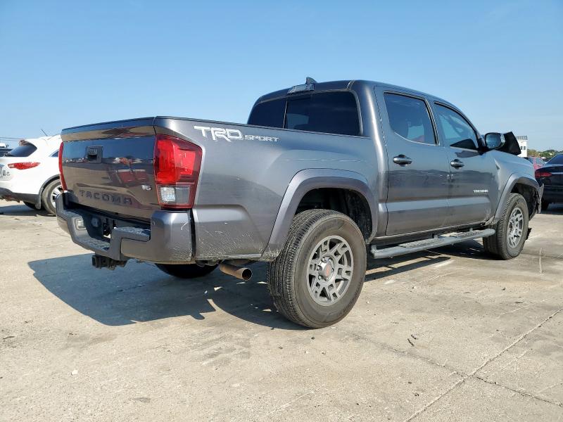 5TFAZ5CN9JX058762 - 2018 TOYOTA TACOMA DOUBLE CAB Gris photo 5