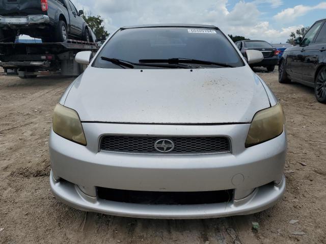 JTKDE177460138489 - 2006 TOYOTA SCION TC ვერცხლისფერი ფოტო 5