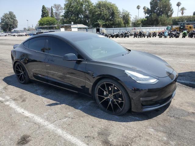 5YJ3E1EB1KF384437 - 2019 TESLA MODEL 3 შავი ფოტო 4