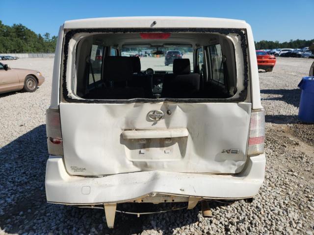 JTLKT324450216690 - 2005 TOYOTA SCION XB WHITE photo 6
