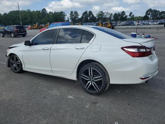 1HGCR2F58HA262230 - 2017 HONDA ACCORD SPORT WHITE photo 2