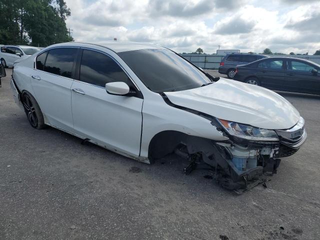 1HGCR2F58HA262230 - 2017 HONDA ACCORD SPORT WHITE photo 4