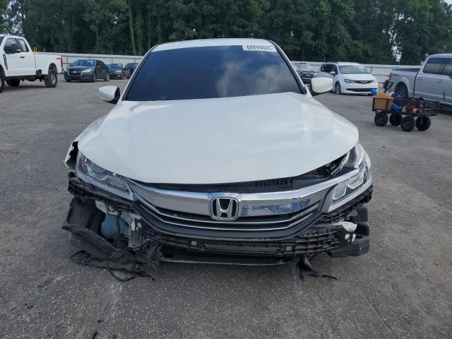 1HGCR2F58HA262230 - 2017 HONDA ACCORD SPORT WHITE photo 5