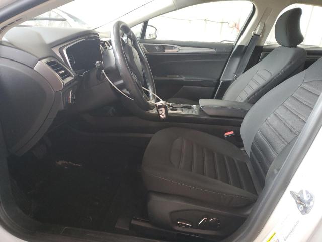 3FA6P0LU3KR208404 - 2019 FORD FUSION SE 白色 照片 7