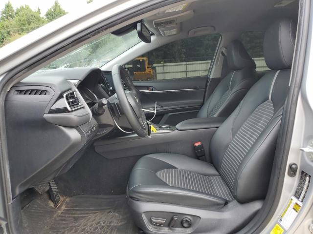 4T1T11AK3NU033067 - 2022 TOYOTA CAMRY SE 银色 照片 7