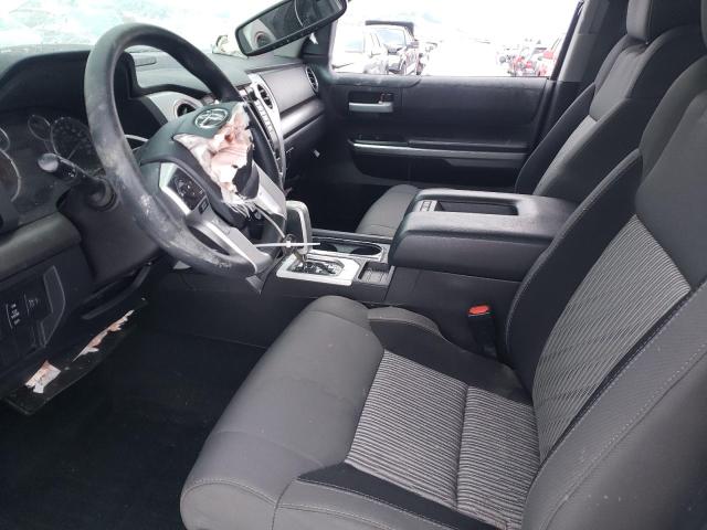 5TFUY5F12HX635022 - 2017 TOYOTA TUNDRA DOUBLE CAB SR/SR5 SILVER photo 7