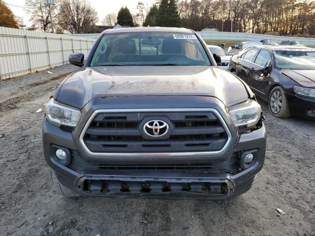 5TFSZ5AN3HX052733 - 2017 TOYOTA TACOMA ACCESS CAB ნაცრისფერი ფოტო 5