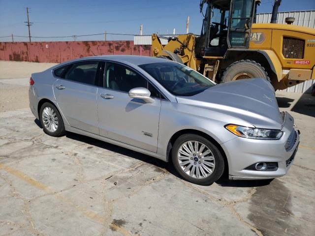 3FA6P0PU8GR229752 - 2016 FORD FUSION SE PHEV SILVER photo 4