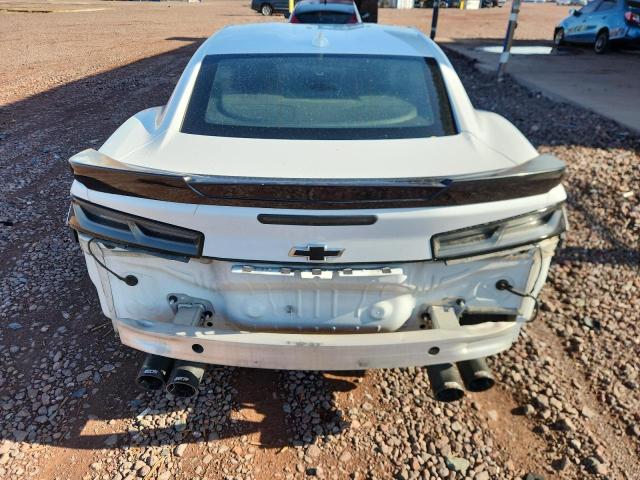 1G1FH1R72H0183737 - 2017 CHEVROLET CAMARO SS Weiß Foto 6