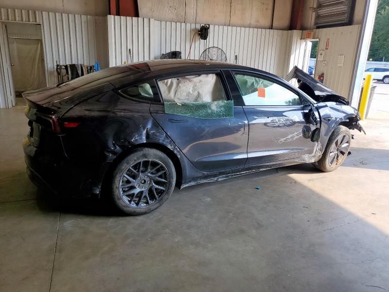 5YJ3E1EB1SF996041 - 2025 TESLA MODEL 3 GRAY photo 3