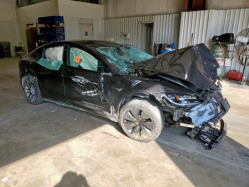 5YJ3E1EB1SF996041 - 2025 TESLA MODEL 3 GRAY photo 4