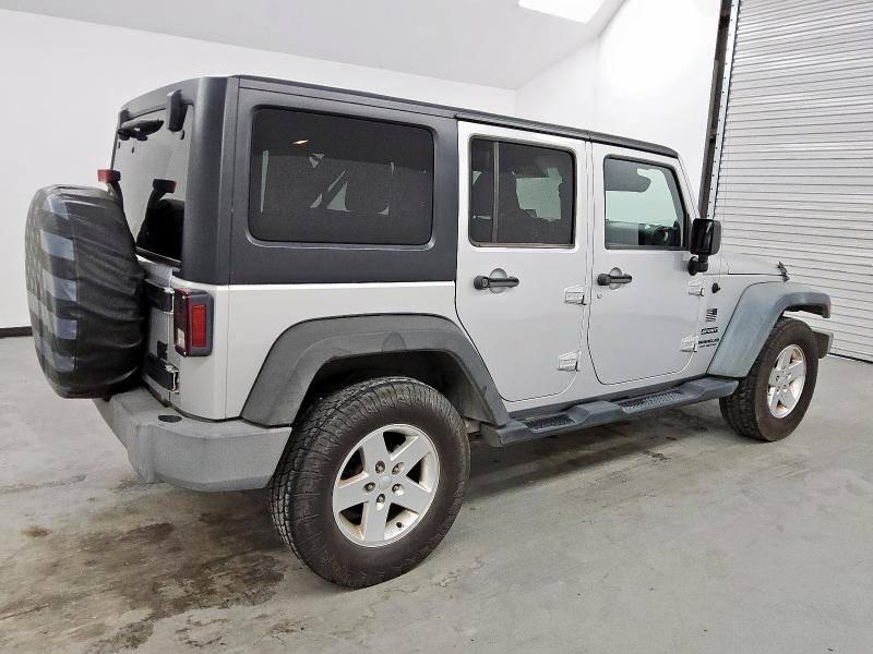1C4BJWDG9CL224516 - 2012 JEEP WRANGLER U SPORT GRAY photo 3