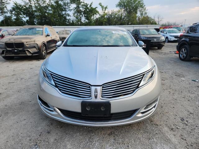 3LN6L2JK5FR615242 - 2015 LINCOLN MKZ SILVER photo 5