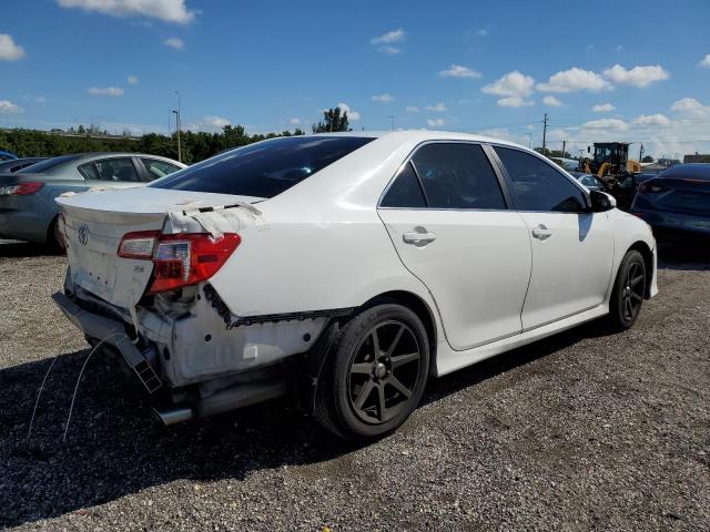 4T1BF1FK5CU594986 - 2012 TOYOTA CAMRY BASE WHITE photo 3