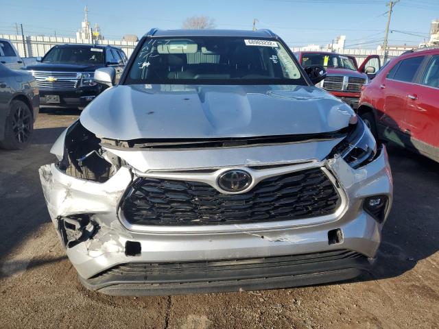 5TDGZRBH0MS529866 - 2021 TOYOTA HIGHLANDER XLE SILVER photo 5