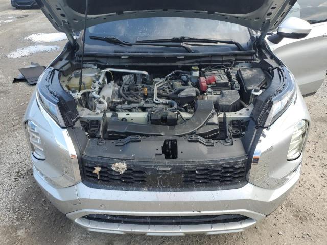 JA4J3UA88NZ013695 - 2022 MITSUBISHI OUTLANDER SE SILVER photo 12