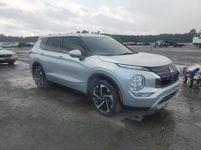 JA4J3UA88NZ013695 - 2022 MITSUBISHI OUTLANDER SE SILVER photo 4