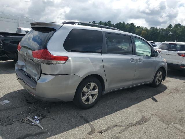 5TDKK3DC4DS340635 - 2013 TOYOTA SIENNA LE SILVER photo 3