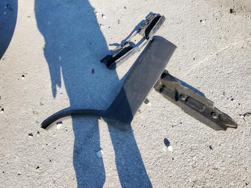 1GKKNMLA4HZ154518 - 2017 GMC ACADIA SLT-1 WHITE photo 13