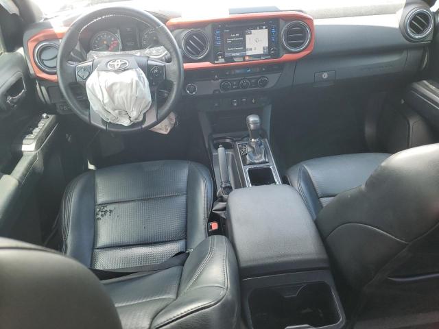 3TMBZ5DN3JM016239 - 2018 TOYOTA TACOMA DOUBLE CAB Білий фото 8