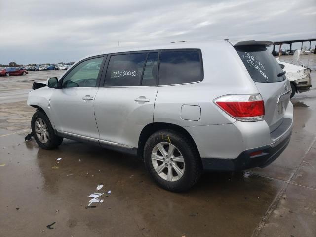 5TDZK3EH1BS046146 - 2011 TOYOTA HIGHLANDER BASE SILVER photo 2