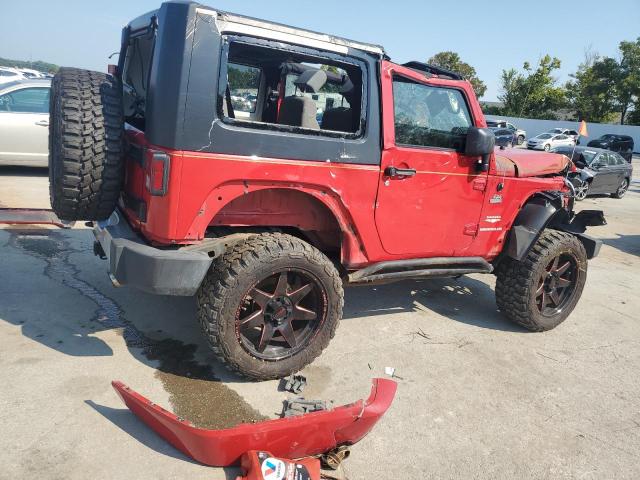 1J4GA5D15AL233250 - 2010 JEEP WRANGLER SAHARA Rojo foto 3