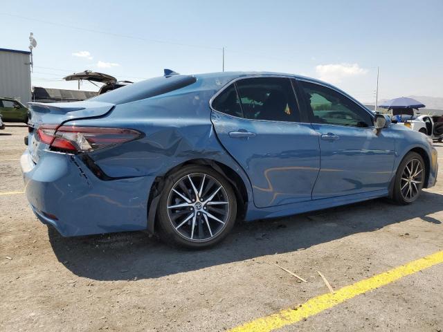4T1G11AK3PU103039 - 2023 TOYOTA CAMRY SE NIGHT SHADE BLUE photo 3