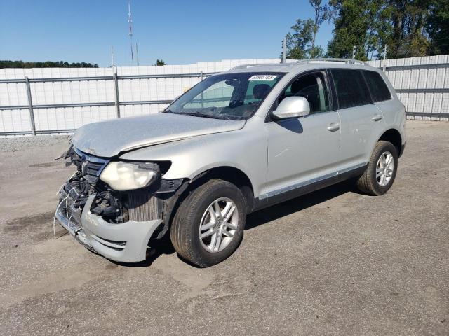 WVGFM77L49D038405 - 2009 VOLKSWAGEN TOUAREG 2 V6 TDI SILVER photo 1