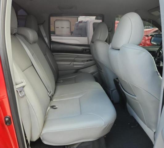 3TMLU4EN6FM185884 - 2015 TOYOTA TACOMA DOUBLE CAB 红色 照片 10