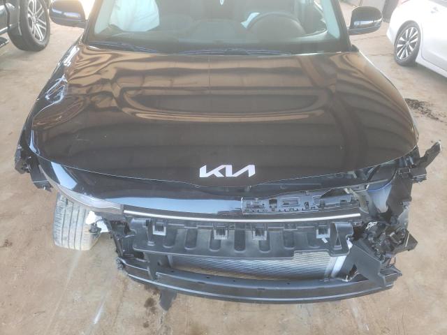 KNDJ23AU2N7158050 - 2022 KIA SOUL LX BLACK photo 11