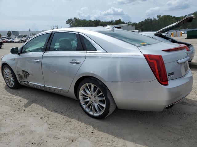 2G61S5S30F9186918 - 2015 CADILLAC XTS PLATINUM SILVER photo 2