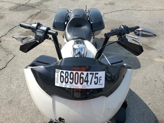 1HD1KHC17NB622056 - 2022 HARLEY-DAVIDSON FLTRX CREAM photo 5