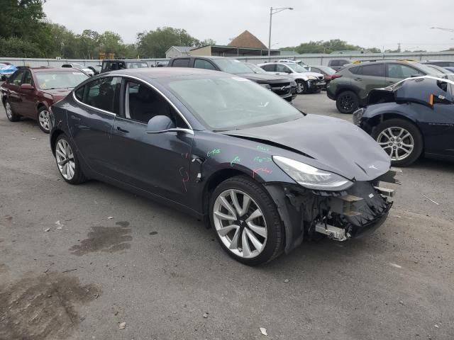 5YJ3E1EA9JF023835 - 2018 TESLA MODEL 3 Серый фото 4