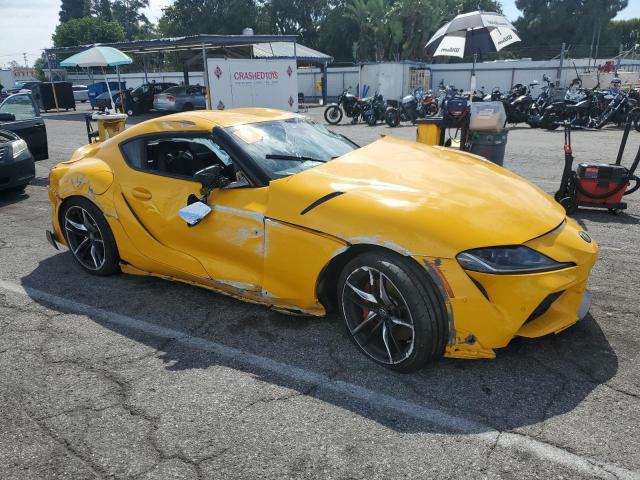 WZ1DB4C01LW029637 - 2020 TOYOTA SUPRA BASE YELLOW photo 4