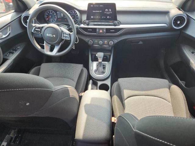 3KPF24AD3PE551246 - 2023 KIA FORTE LX ORANGE photo 8