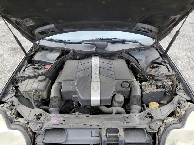 WDBRF61J71F112999 - 2001 MERCEDES-BENZ C 240 შავი ფოტო 11