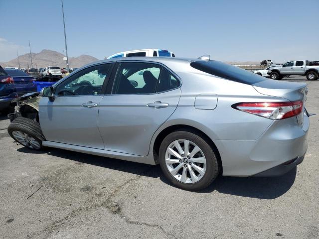 4T1B11HK5KU719382 - 2019 TOYOTA CAMRY L Gümüş foto 2