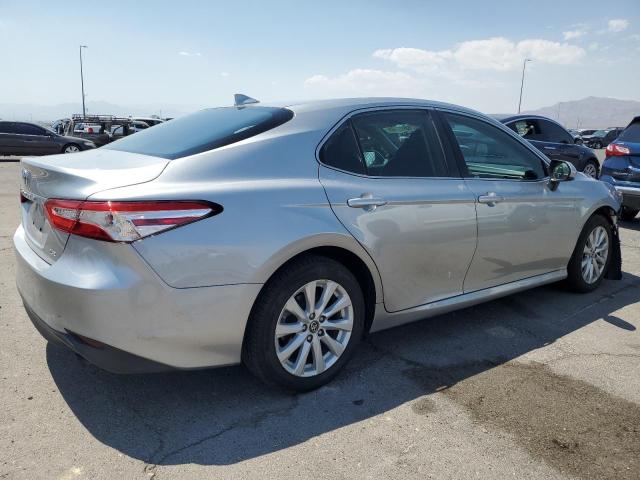 4T1B11HK5KU719382 - 2019 TOYOTA CAMRY L Gümüş foto 3