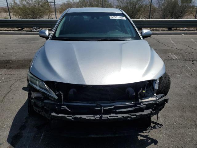 4T1B11HK5KU719382 - 2019 TOYOTA CAMRY L Gümüş foto 5